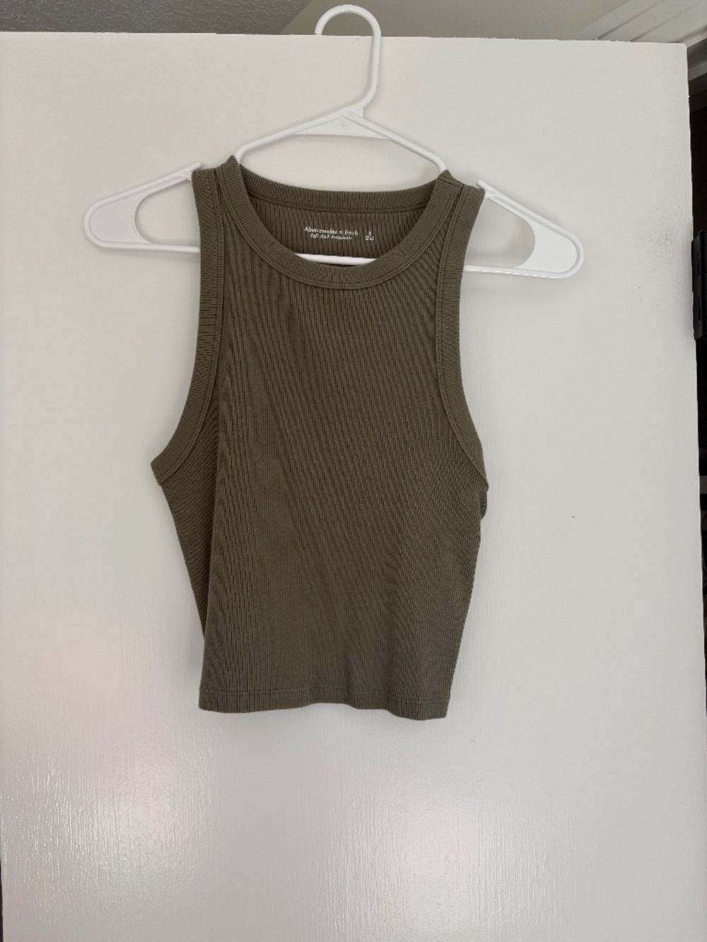 Abercrombie & Fitch Tanks